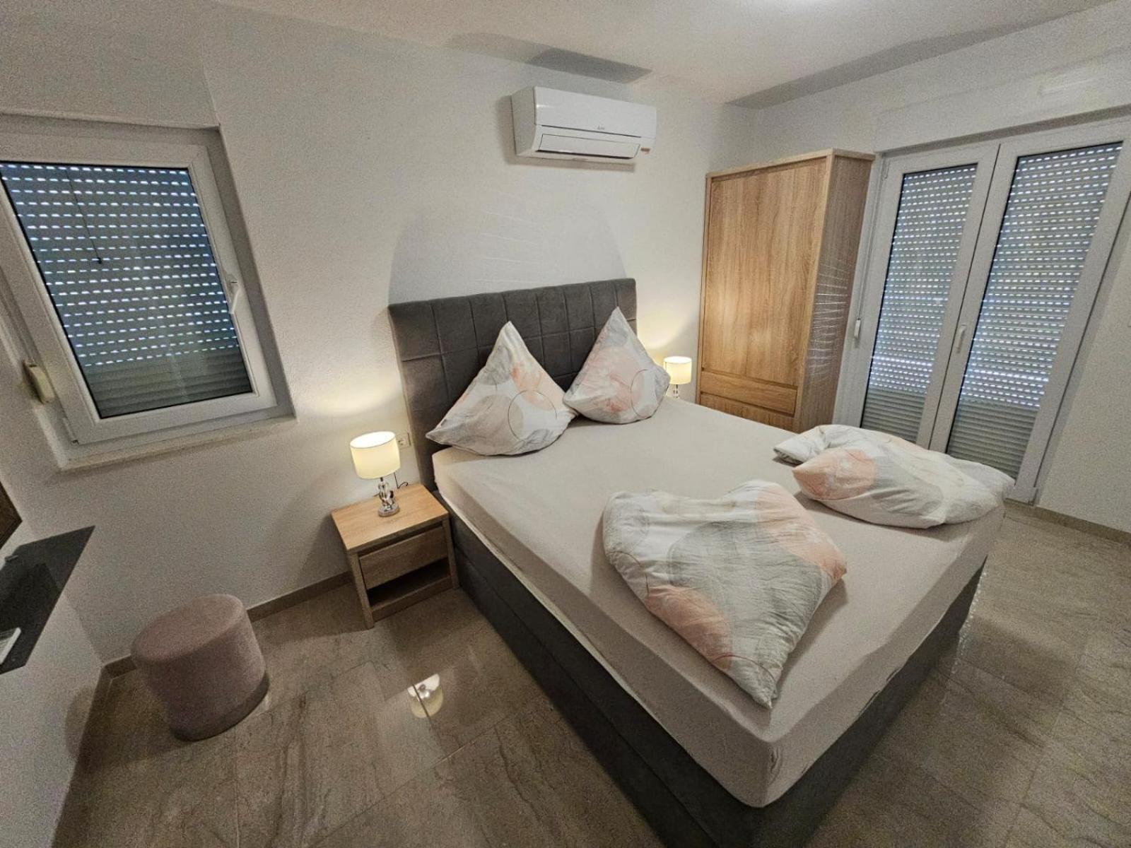 Villa Botic Trogir Exterior photo